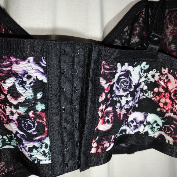 Skull & Roses Mesh Bra NWOT fr Torrid NEW - Picture 7 of 11